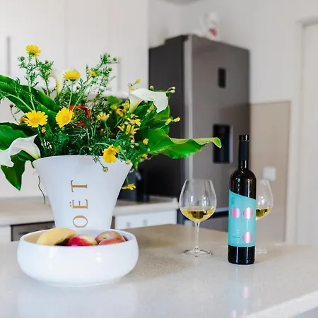 San Francis 아파트