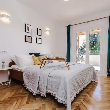San Francis Apartment