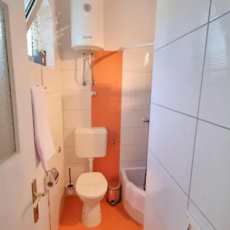 San Francis 아파트