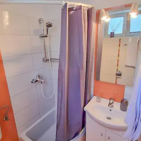 San Francis 아파트 *